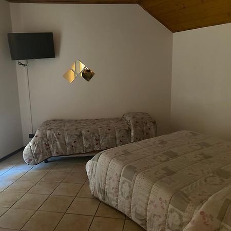 Albergo La Grolla Antey-Saint-André Eksteriør bilde
